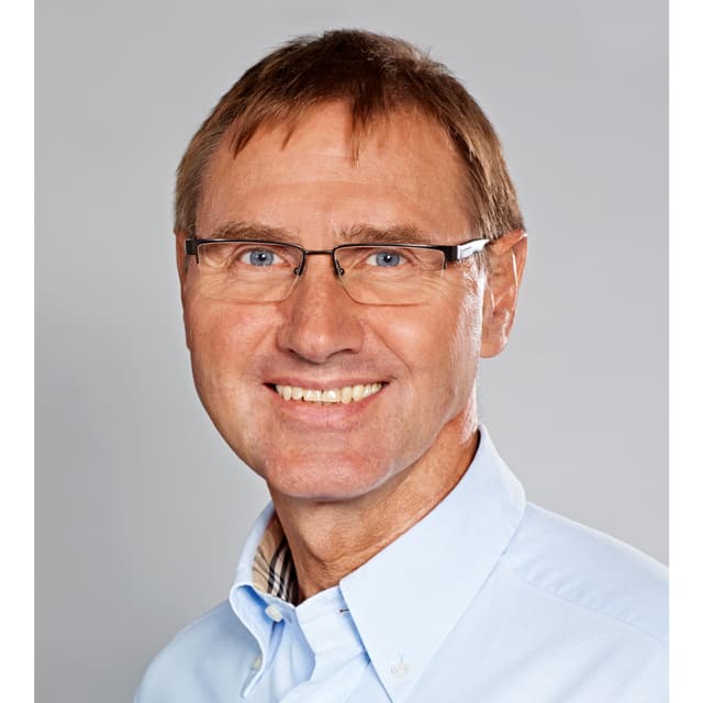 Hartmut Wolff